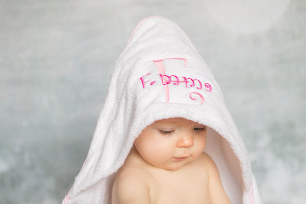 Personalized Infant Hooded Towel and Mitt Set, newborn gift, Baby Bath Towel, Personalized Towel, Monogrammed Towel
